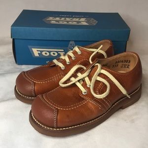 Vintage Kids Foot Traits Size 9.5